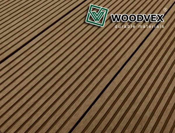 Террасная доска WOODVEX Select из ДПК темно-коричневого цвета купить в Новороссийске